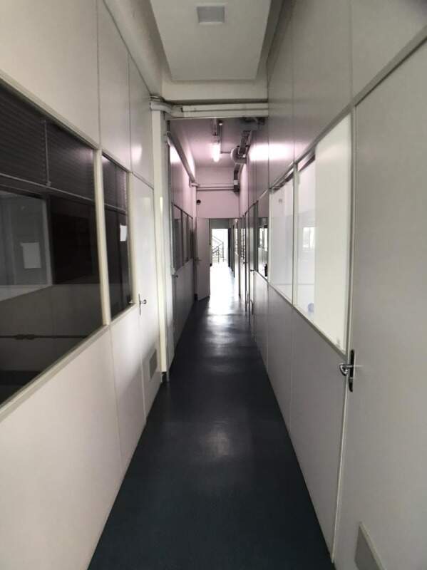 Prédio Comercial à venda no Estoril: 