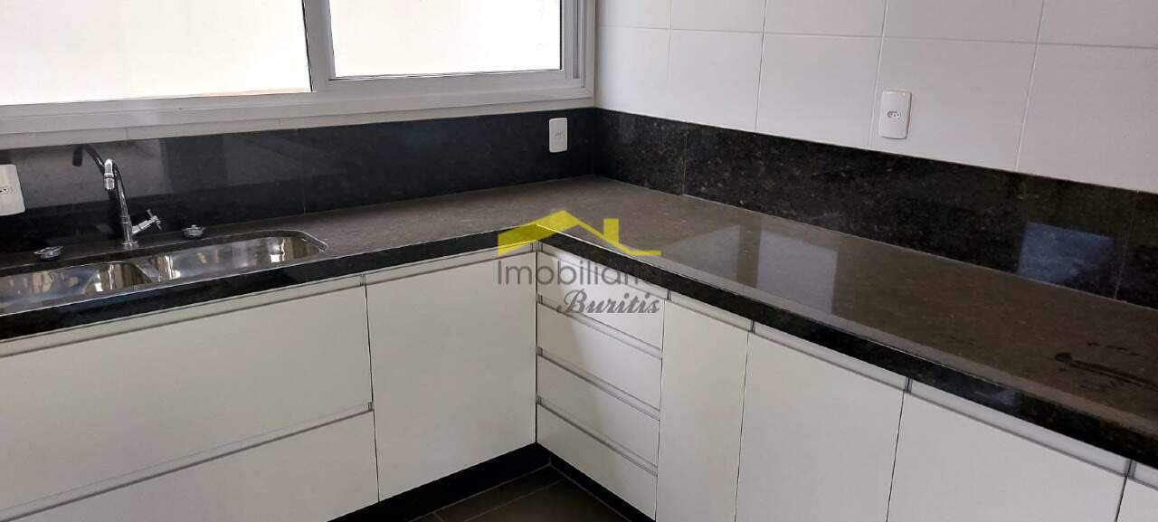 Apartamento à venda no Buritis: 