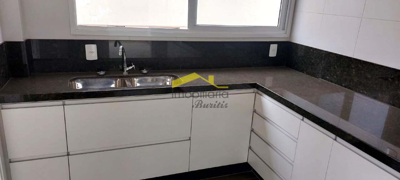 Apartamento à venda no Buritis: 