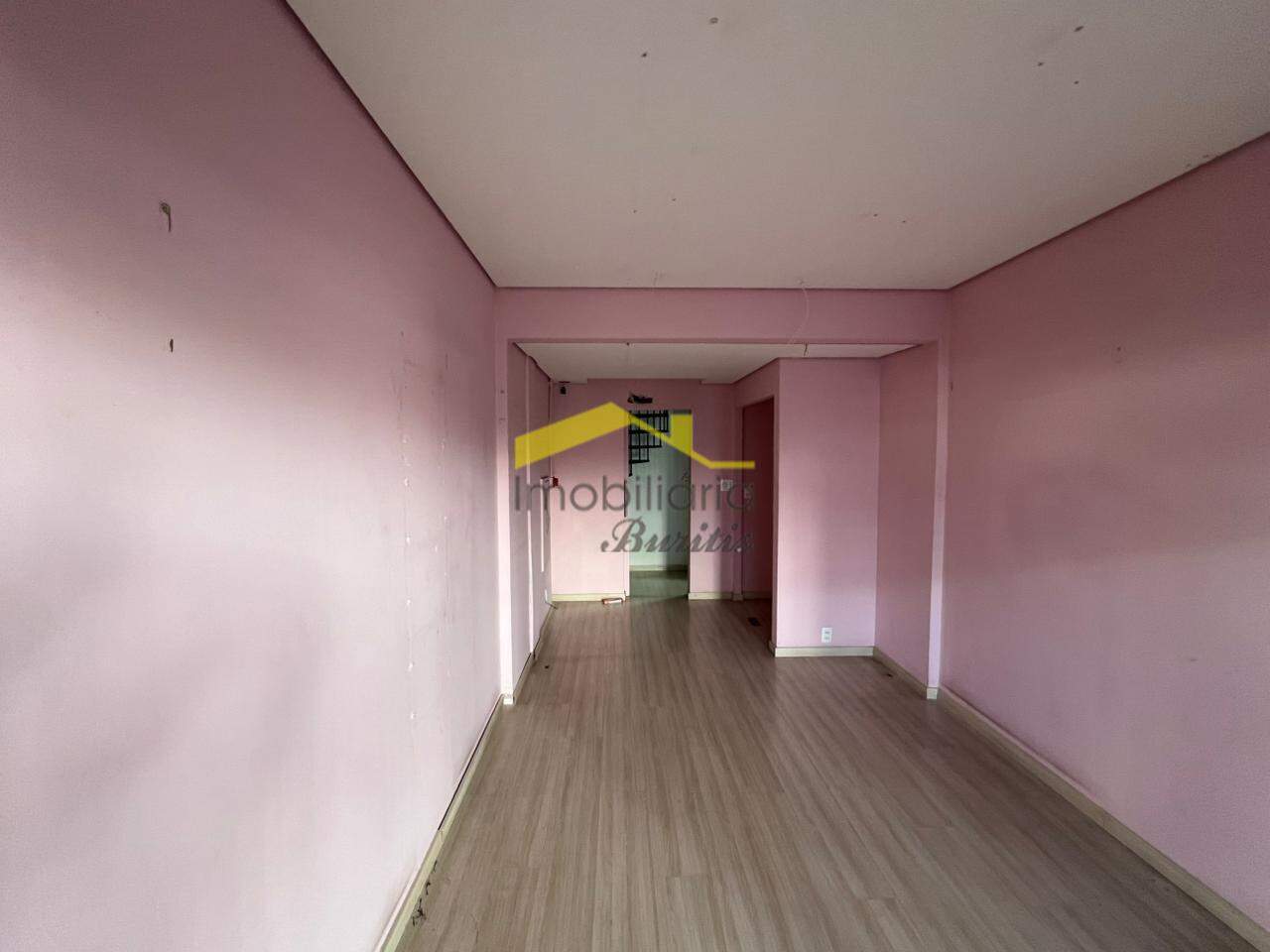 Loja para aluguel no Estoril: 