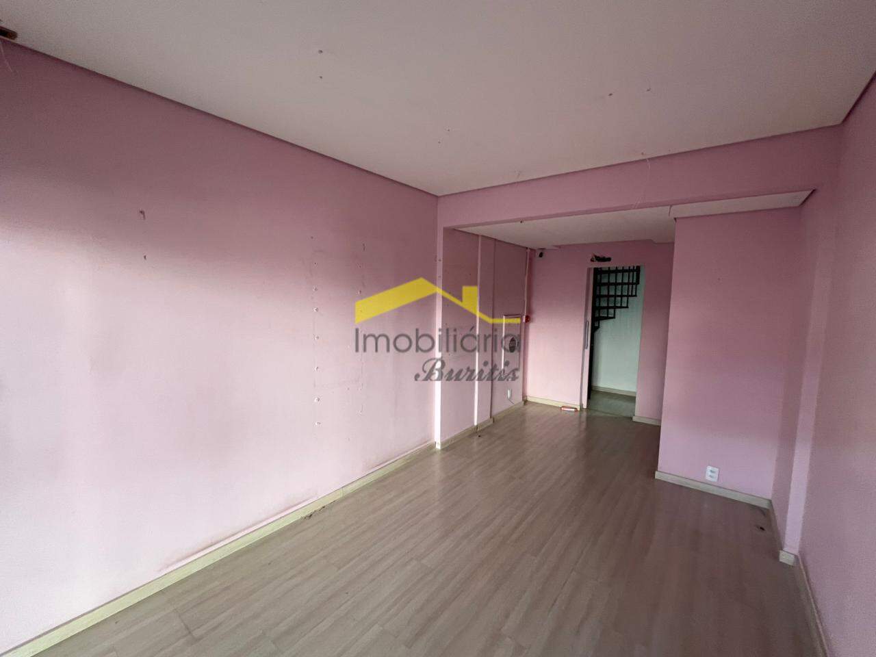 Loja para aluguel no Estoril: 