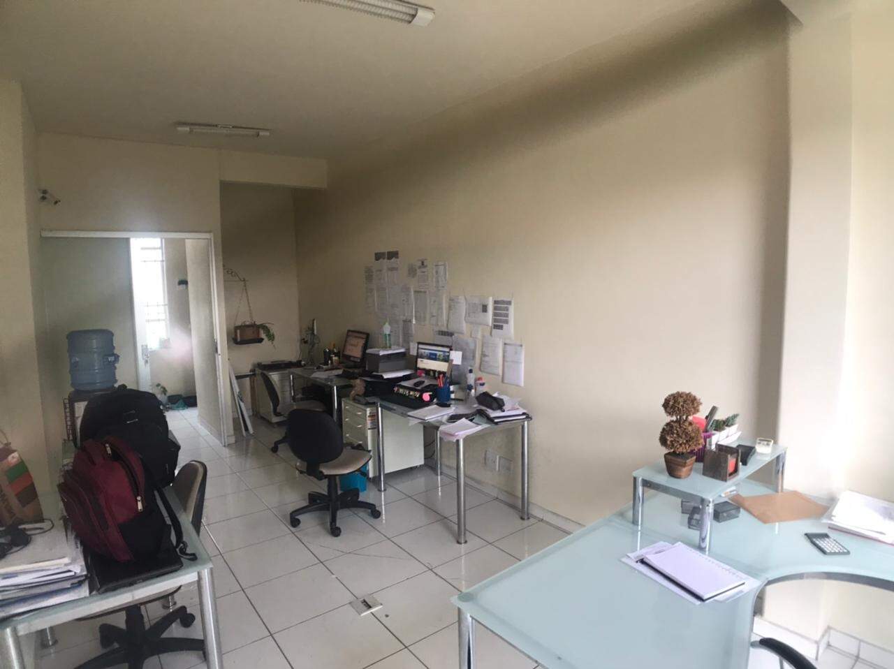 Loja à venda no Estoril: 