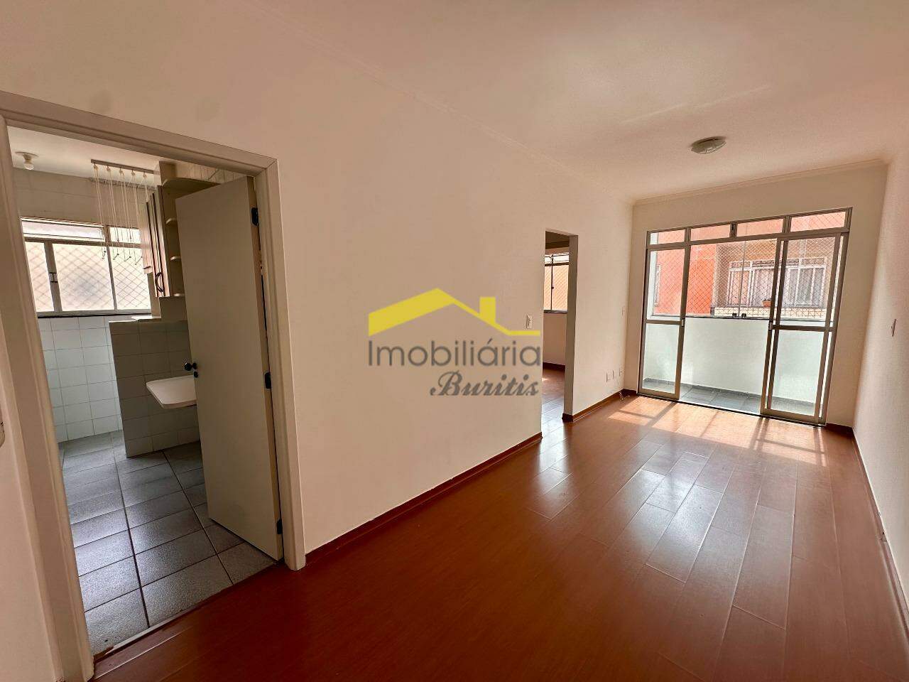 Apartamento para aluguel no Buritis: 