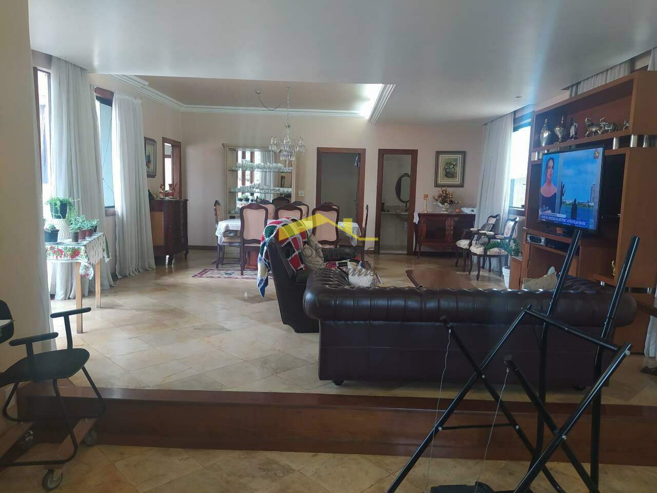 Casa à venda no Estoril: 