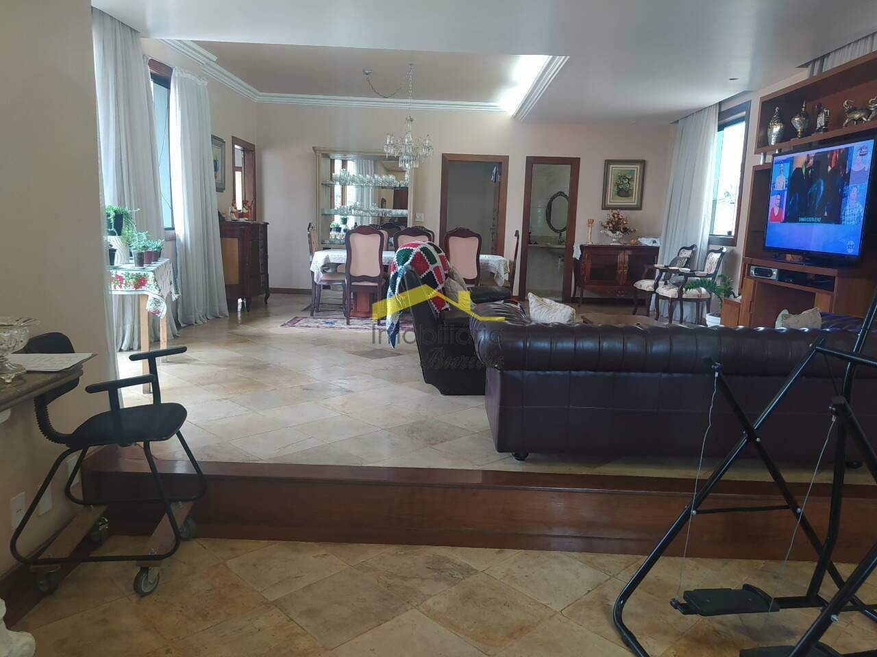 Casa à venda no Estoril: 