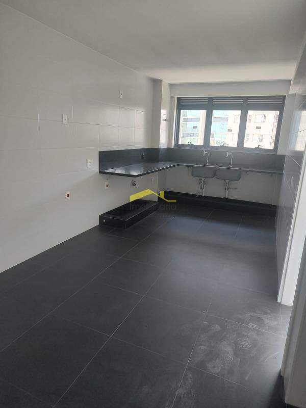 Apartamento à venda no Vila da Serra: 
