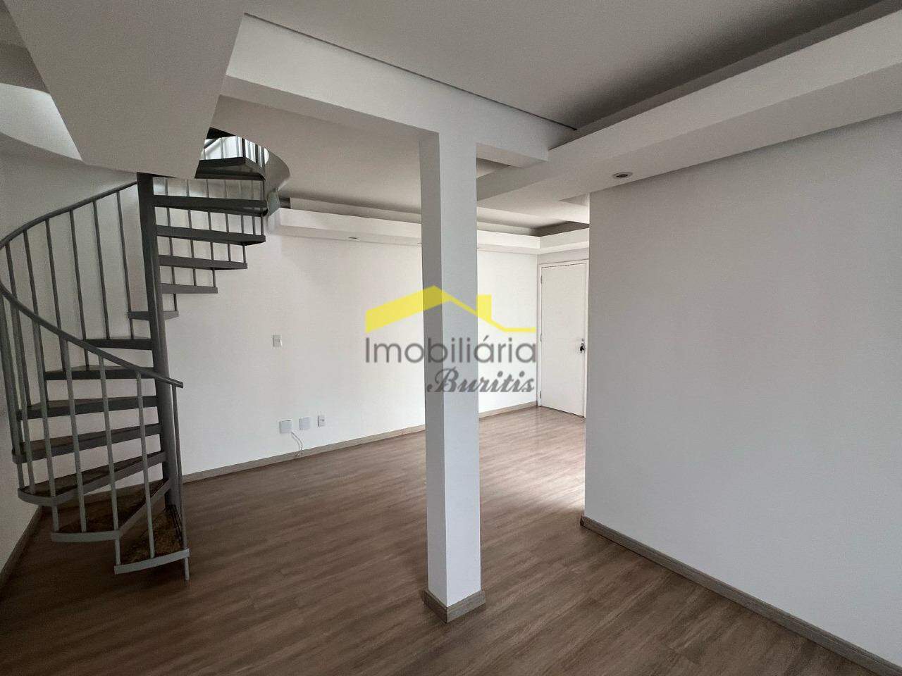 Cobertura para aluguel no Buritis: 