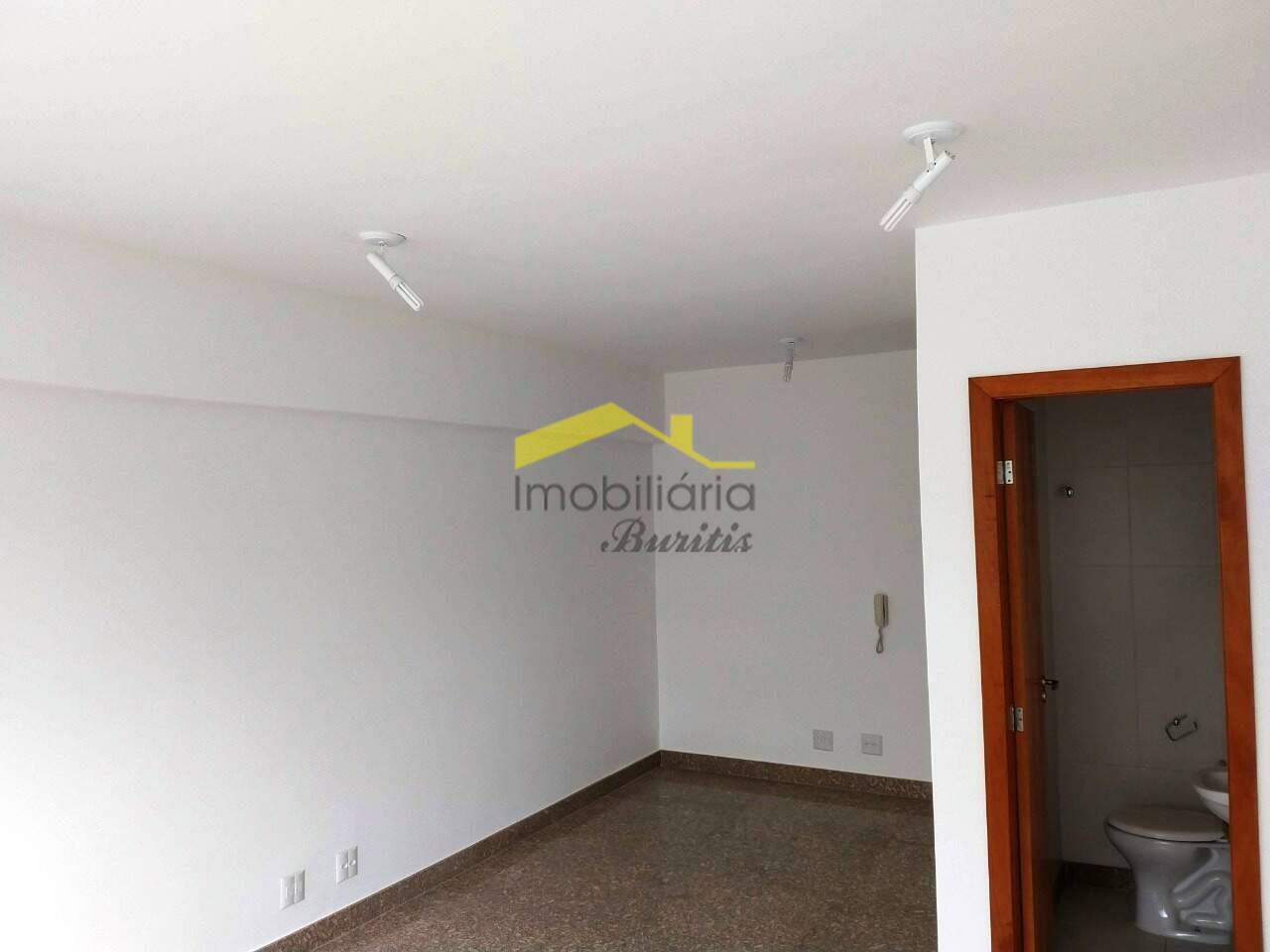Sala à venda no Buritis: 