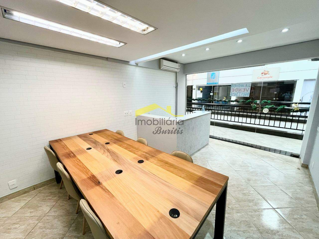 Loja à venda no Estoril: 