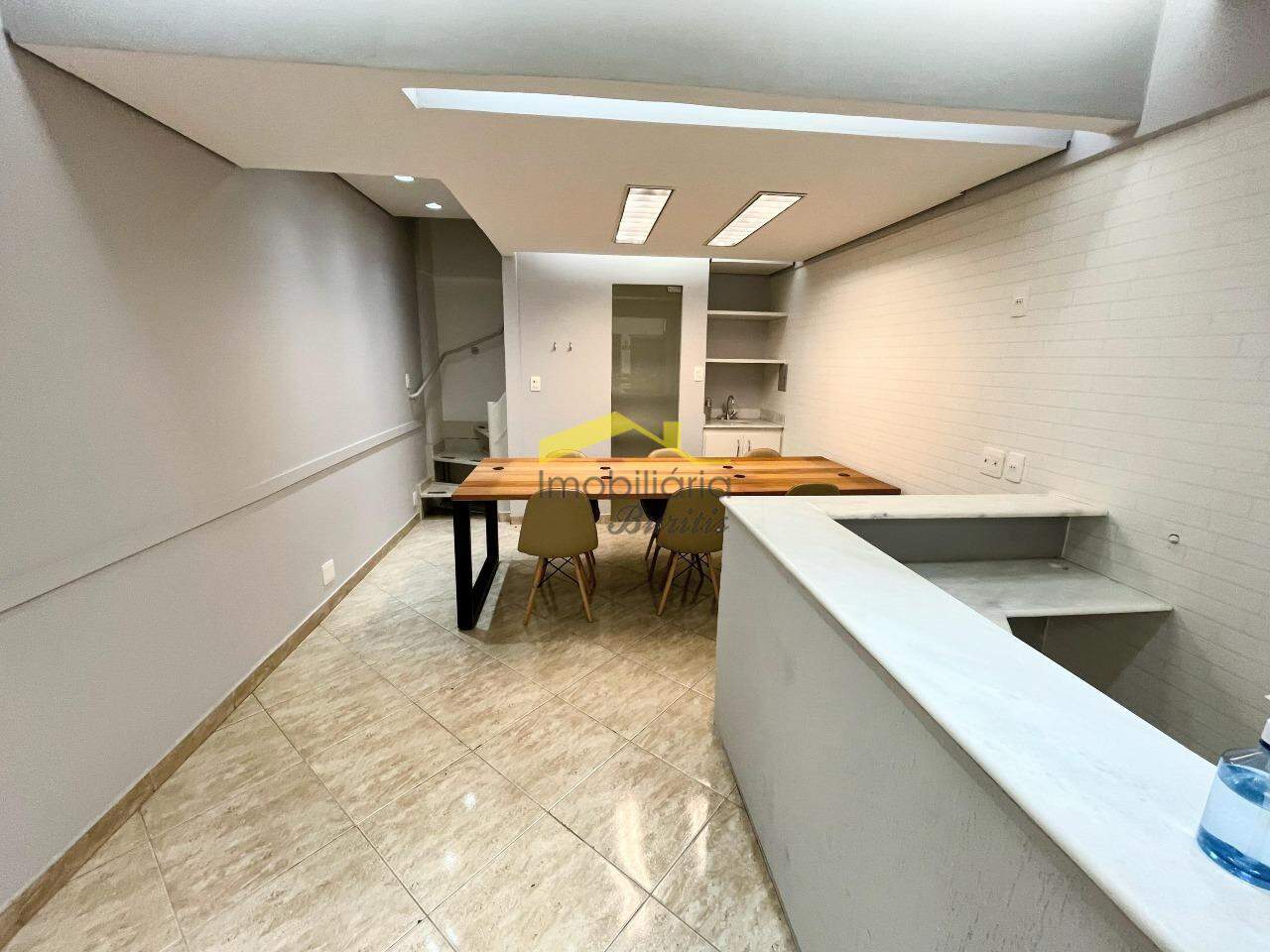 Loja à venda no Estoril: 