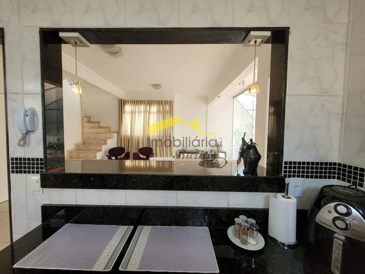 Cobertura à venda no Buritis: 