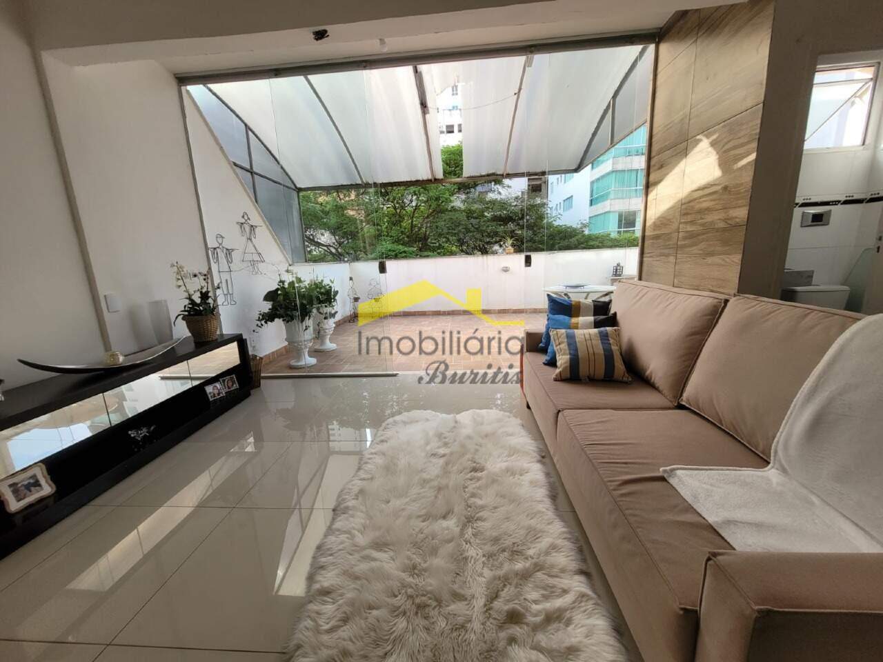 Cobertura à venda no Buritis: 