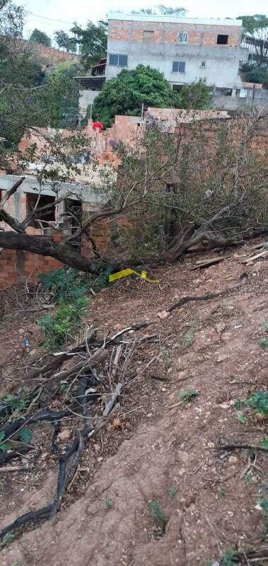 Lote à venda no Palmeiras: 