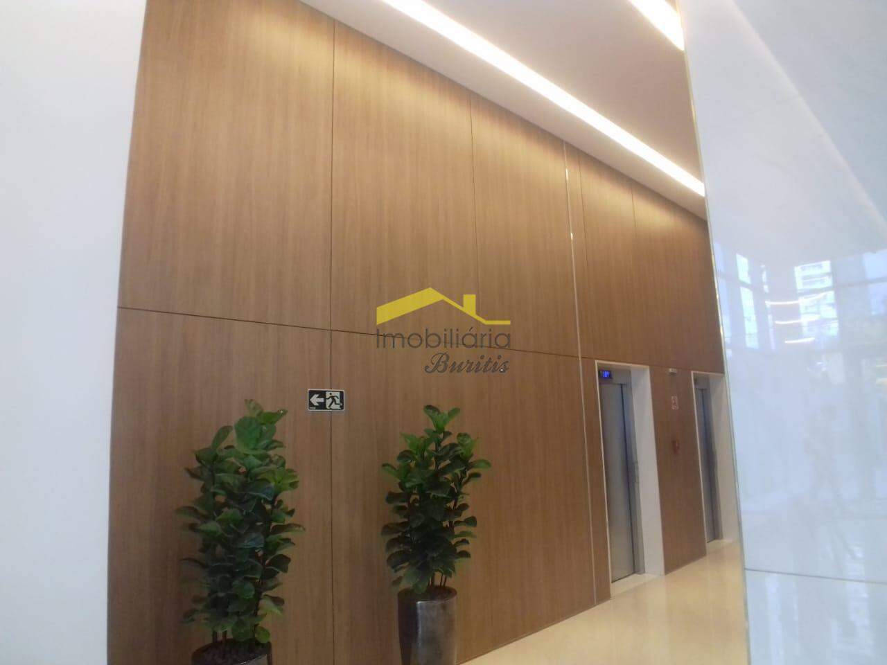 Sala à venda no Vila da Serra: 