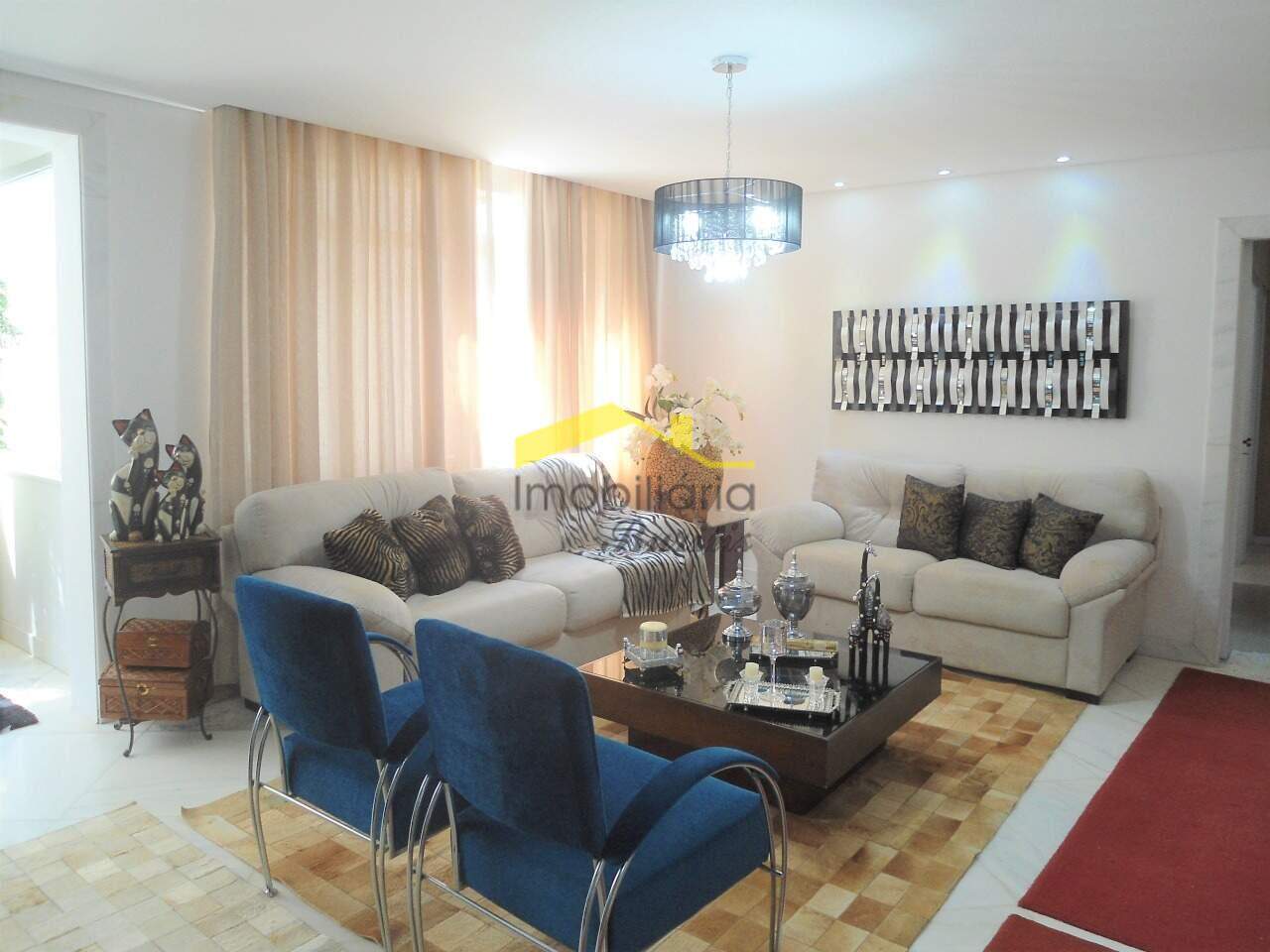 Cobertura à venda no Buritis: Salas