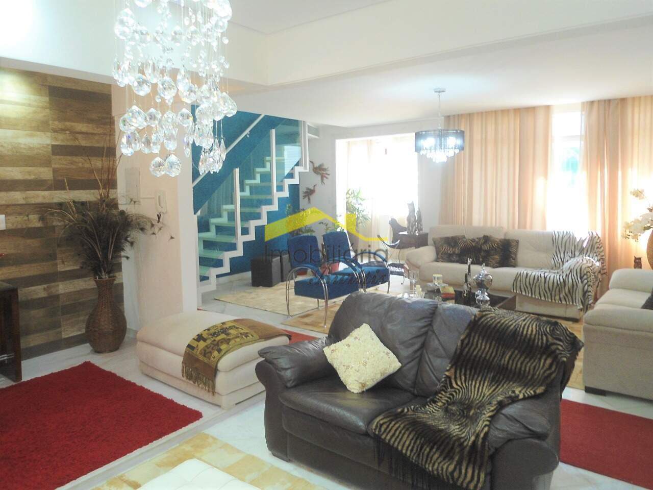 Cobertura à venda no Buritis: Salas