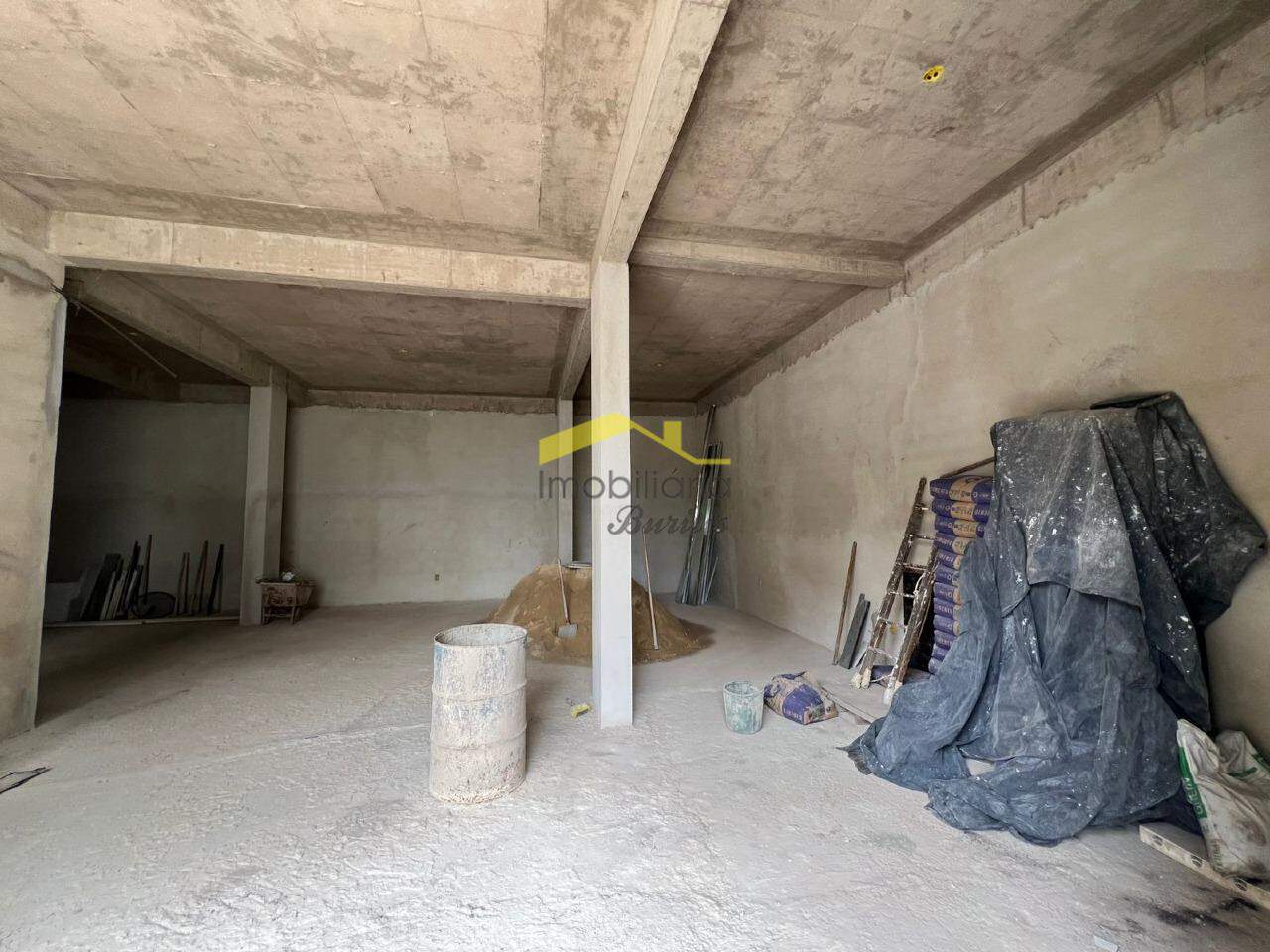 Loja à venda no Buritis: 