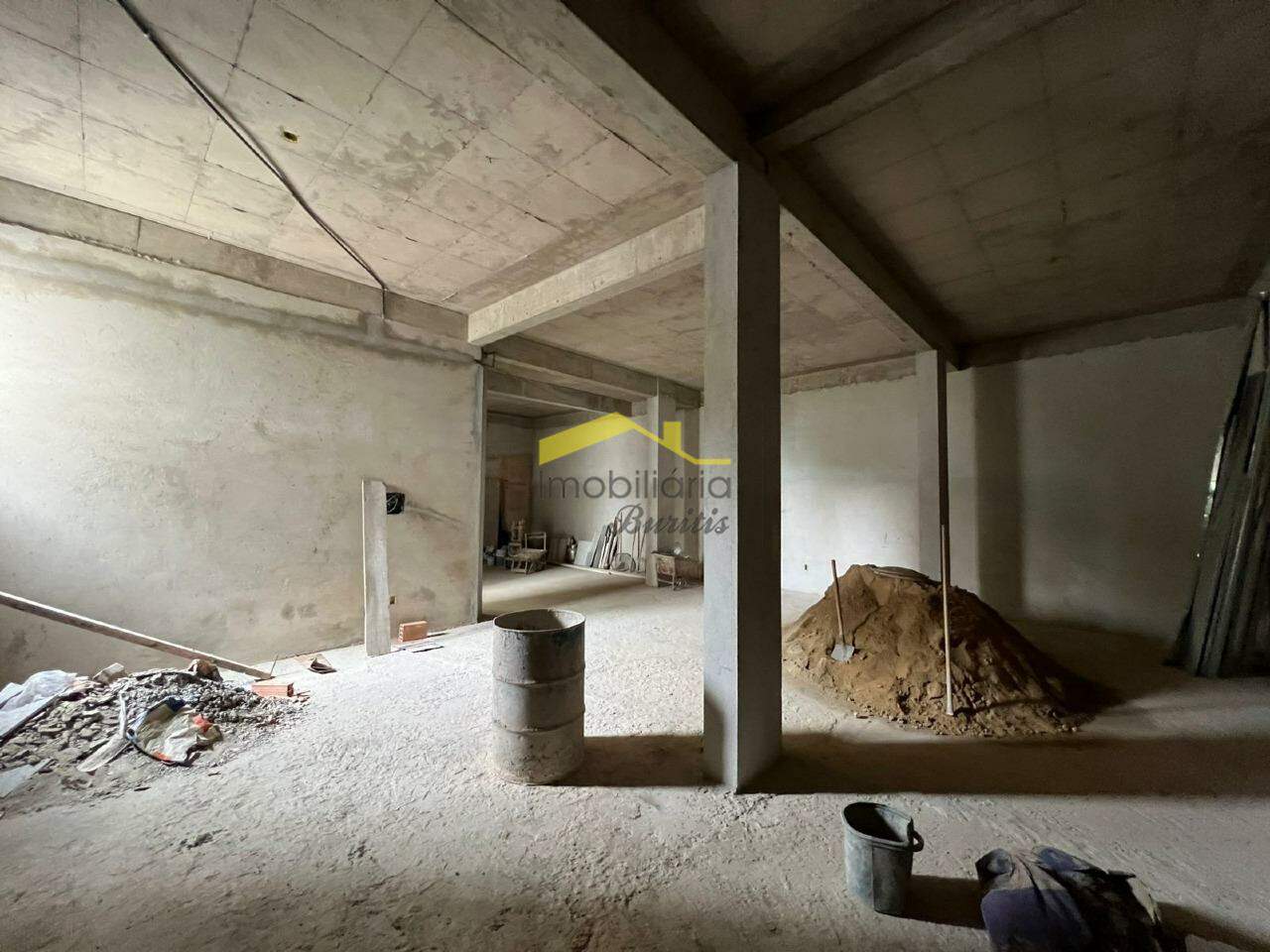 Loja à venda no Buritis: 