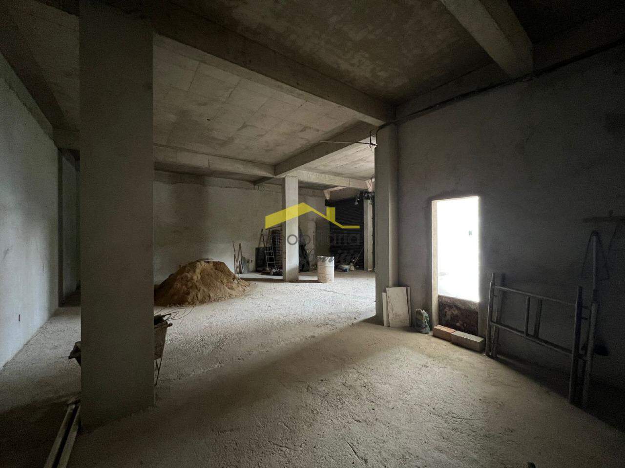 Loja à venda no Buritis: 