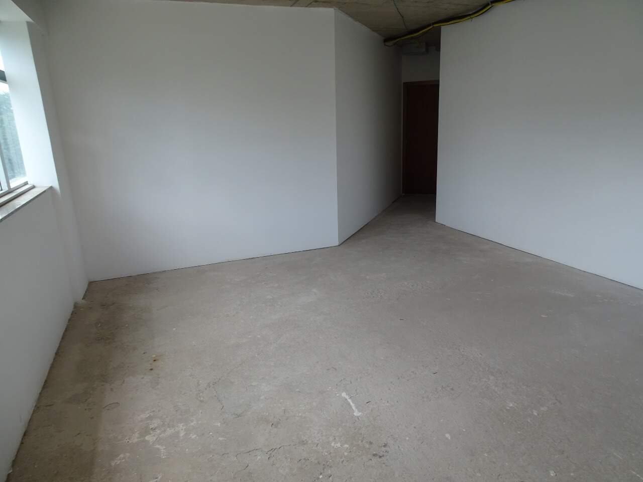 Sala para aluguel no Buritis: 