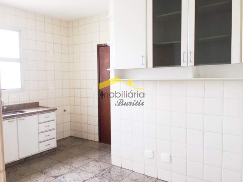 Apartamento à venda no Buritis: 