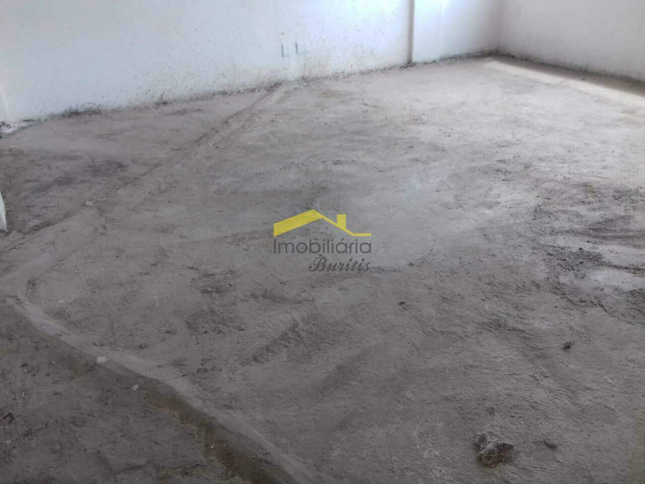 Prédio Comercial à venda no Buritis: 