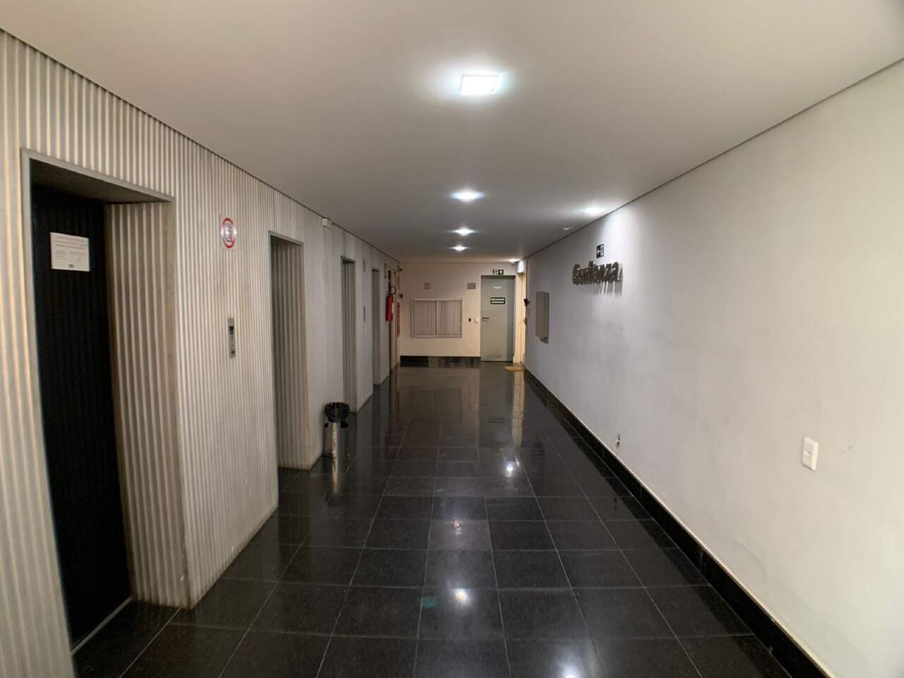 Andar à venda no Centro: 