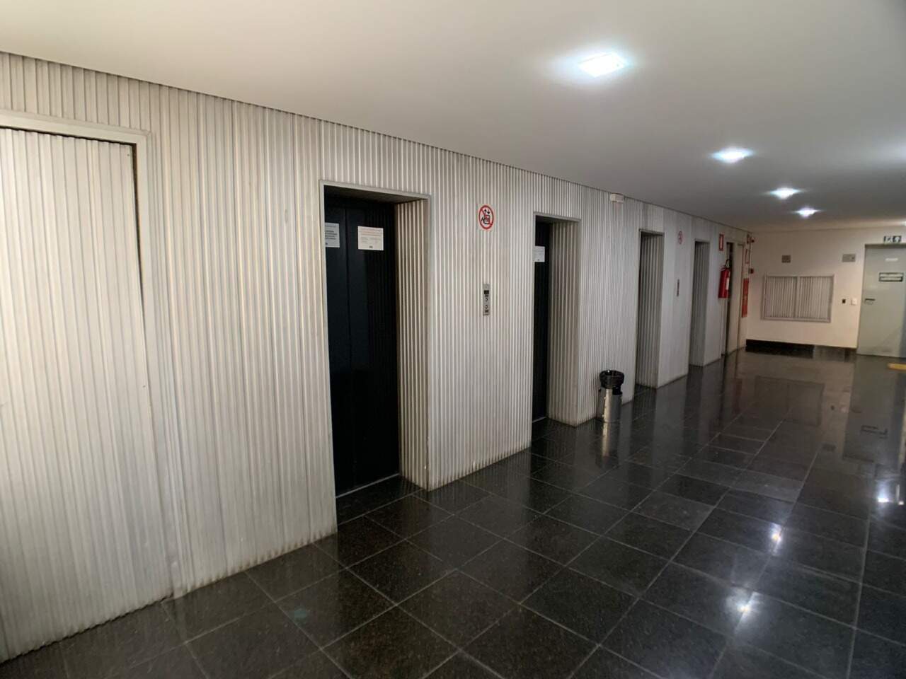 Andar à venda no Centro: 