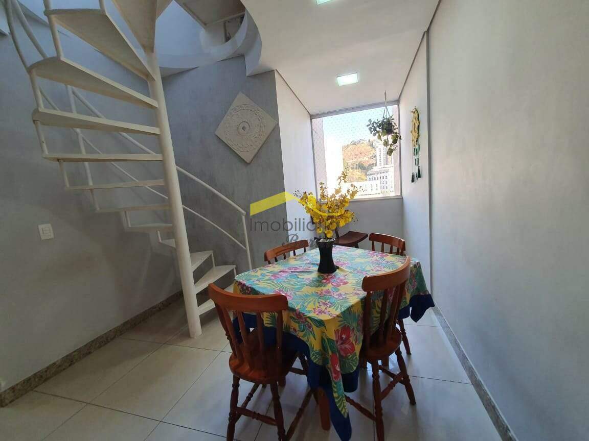 Cobertura à venda no Estoril: 