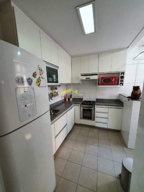 Cobertura à venda no Estoril: 