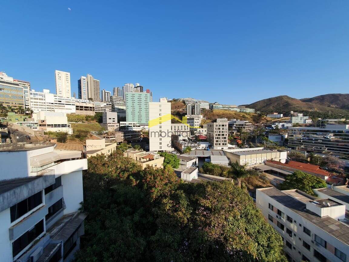 Cobertura à venda no Estoril: 