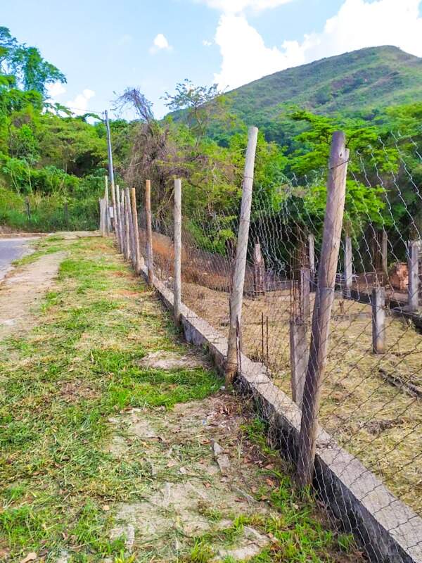 Lote à venda no Estoril: 