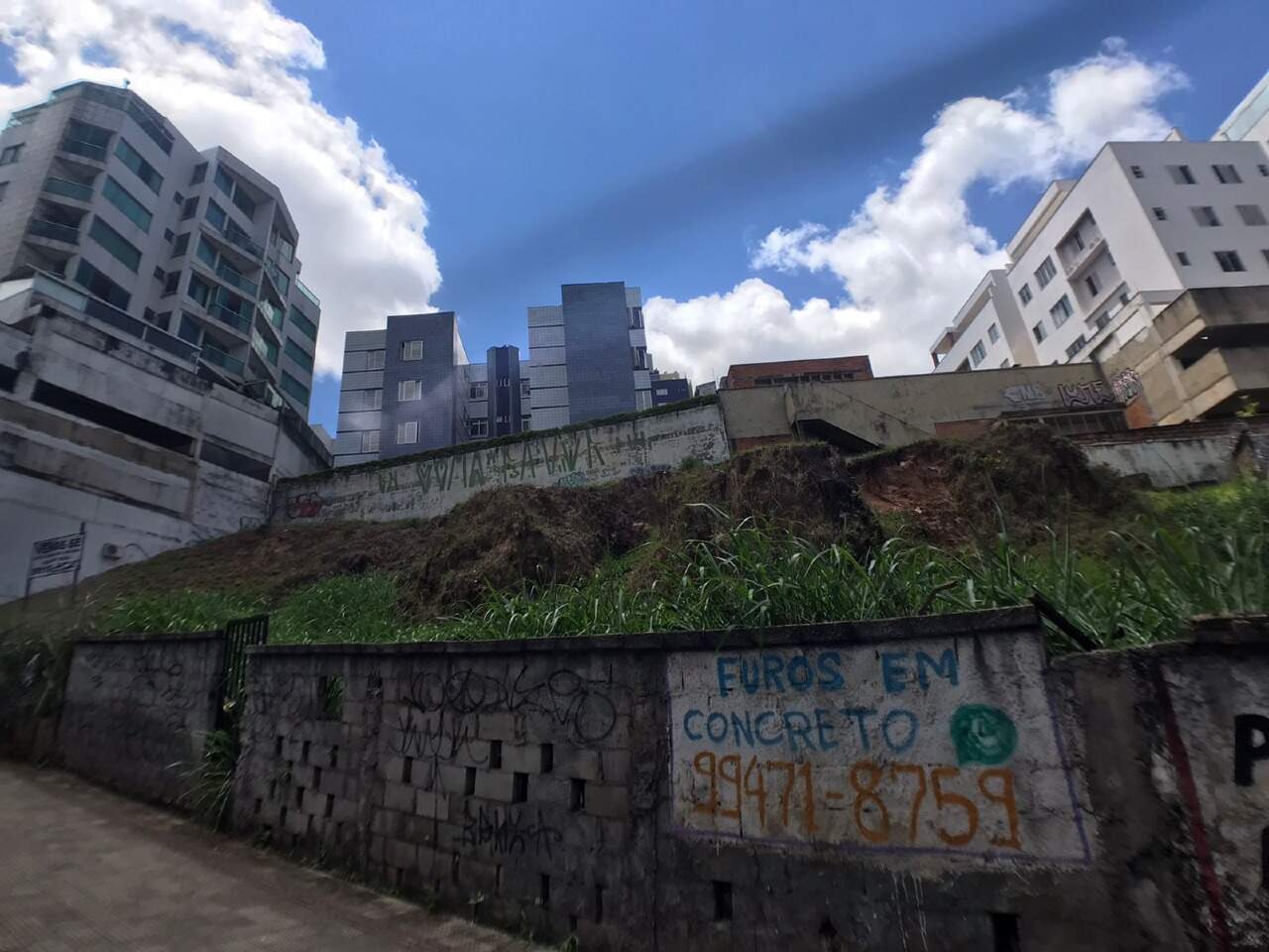 Lote para aluguel no Buritis: 