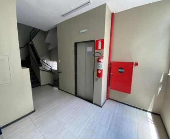 Sala para aluguel no Centro: 