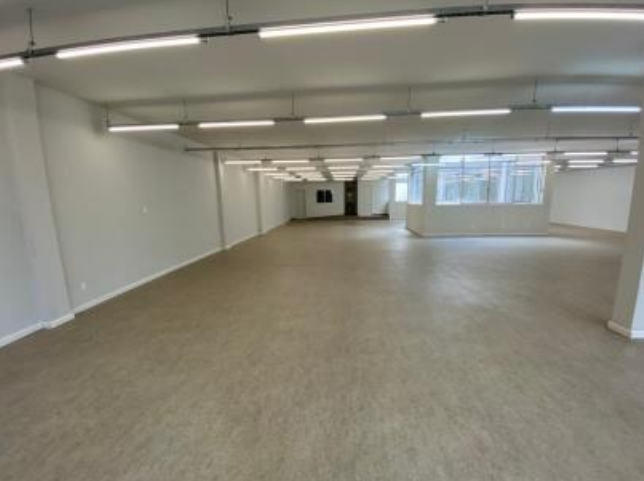 Sala para aluguel no Centro: 