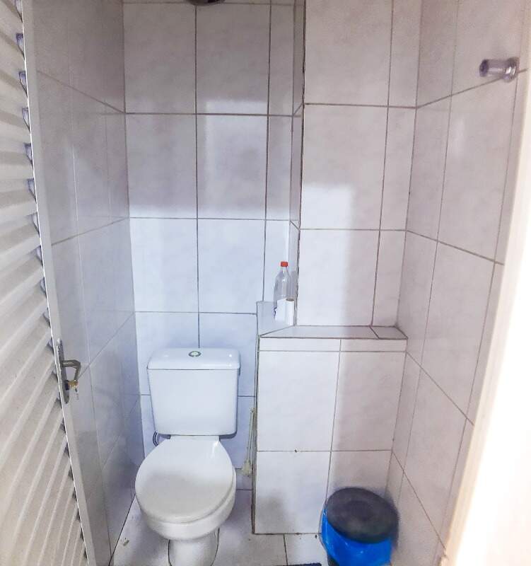 Galpão à venda no Centro: estacionamento 1