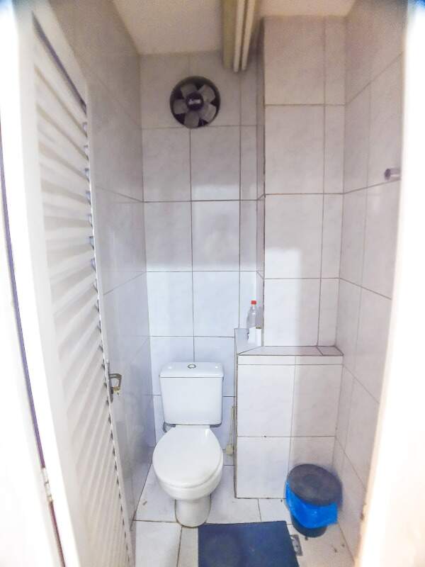 Galpão à venda no Centro: estacionamento 1