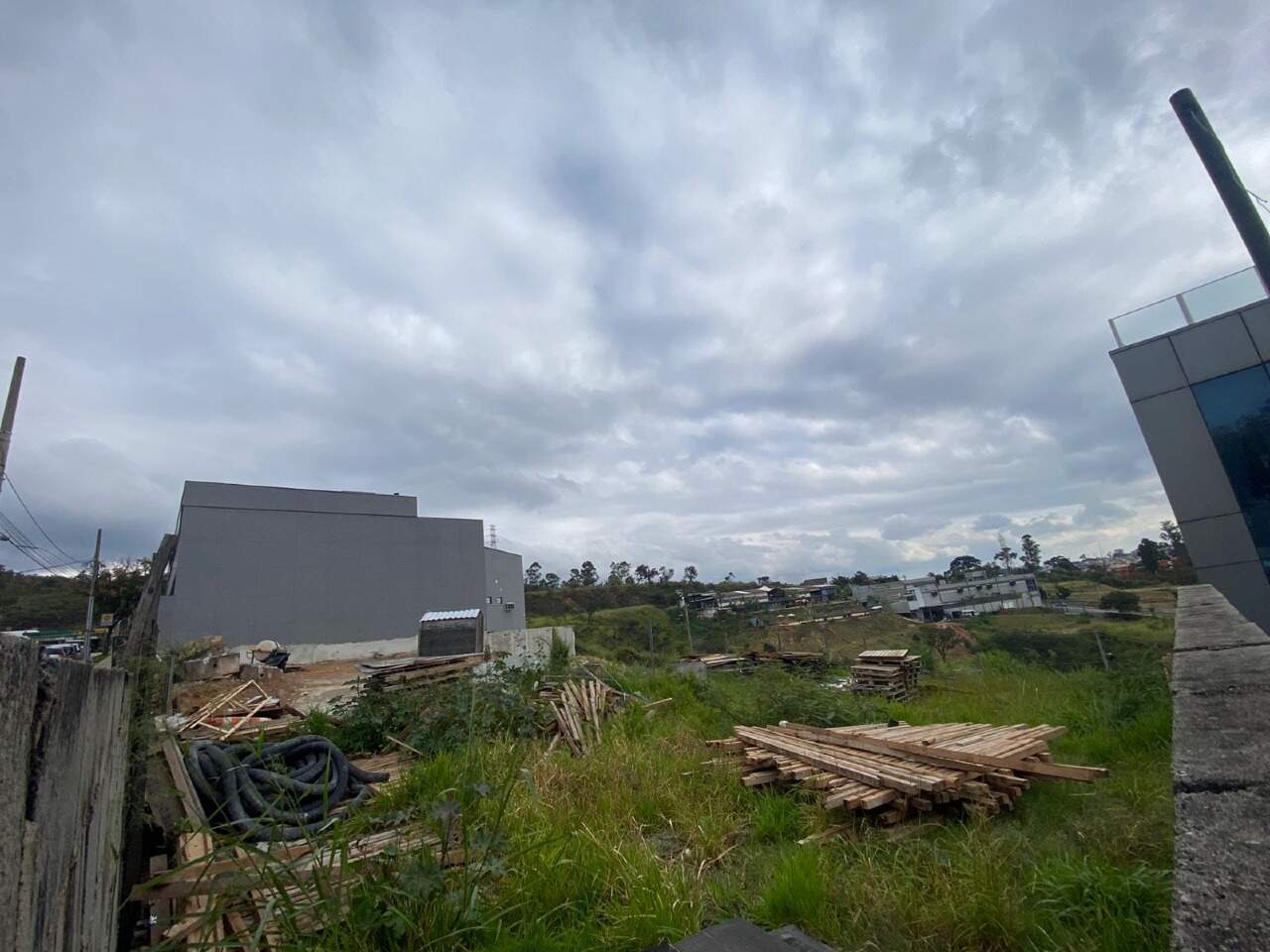 Lote para aluguel no Buritis: 