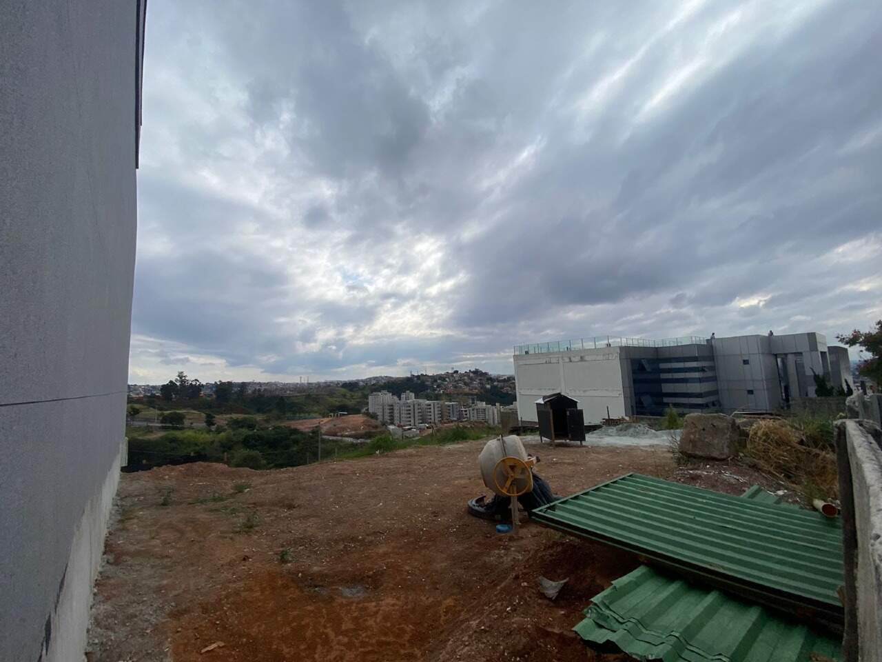 Lote para aluguel no Buritis: 