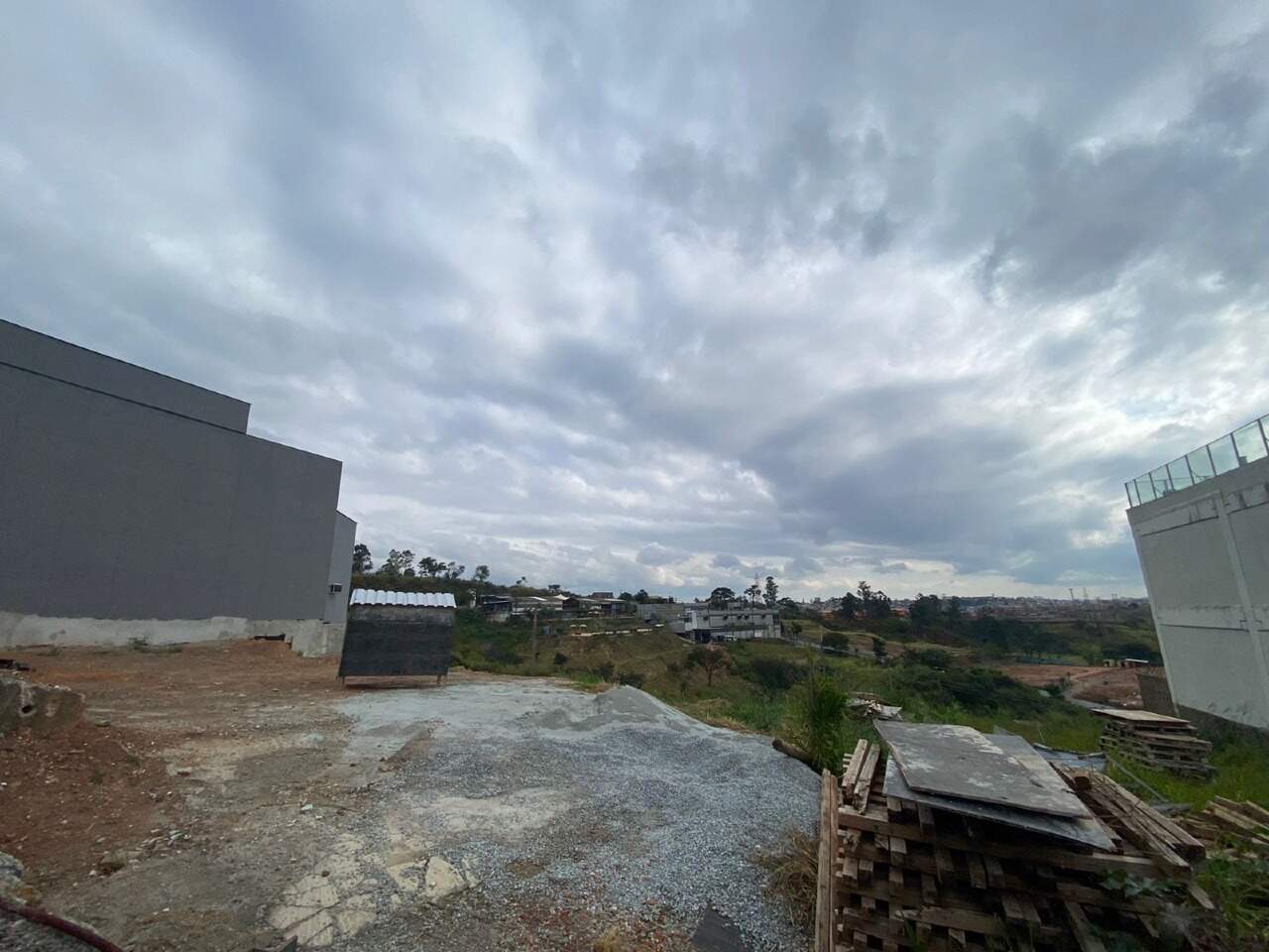 Lote para aluguel no Buritis: 