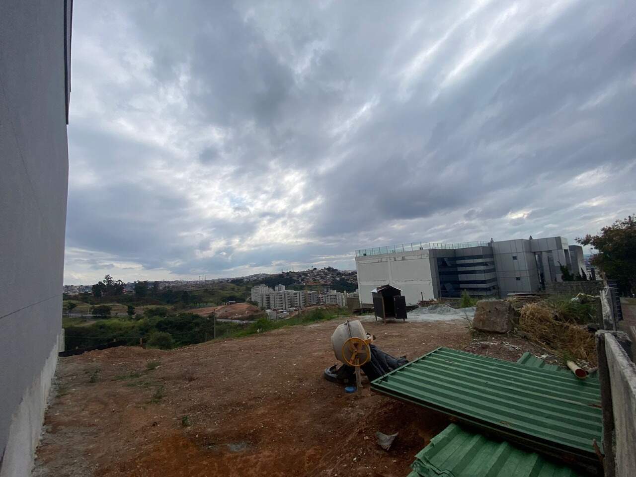 Lote para aluguel no Buritis: 