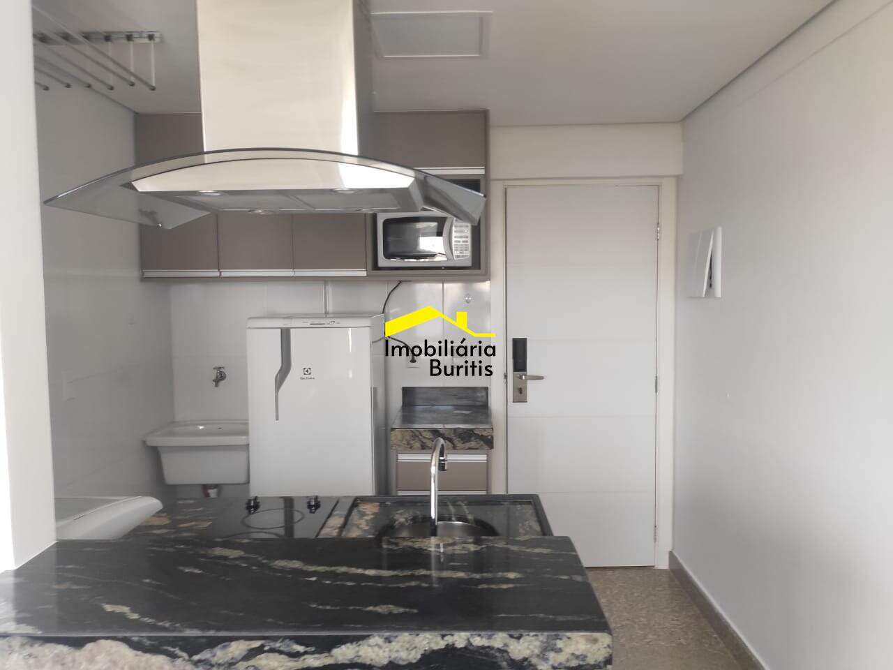 Flat à venda no Buritis: 