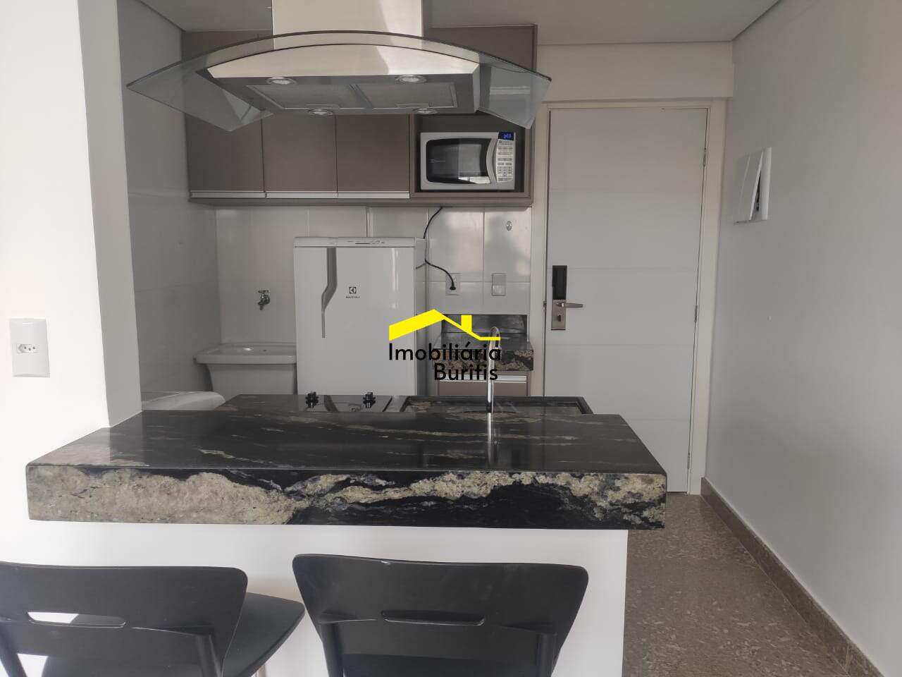 Flat à venda no Buritis: 