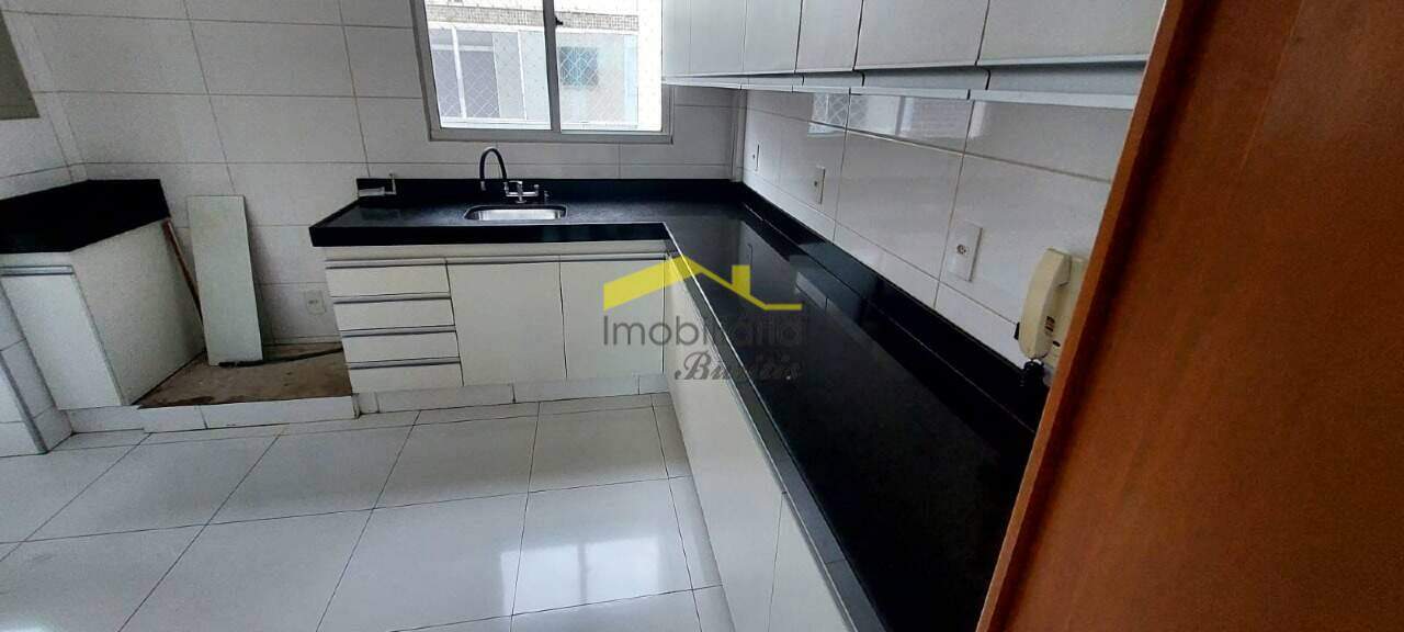 Cobertura à venda no Buritis: 