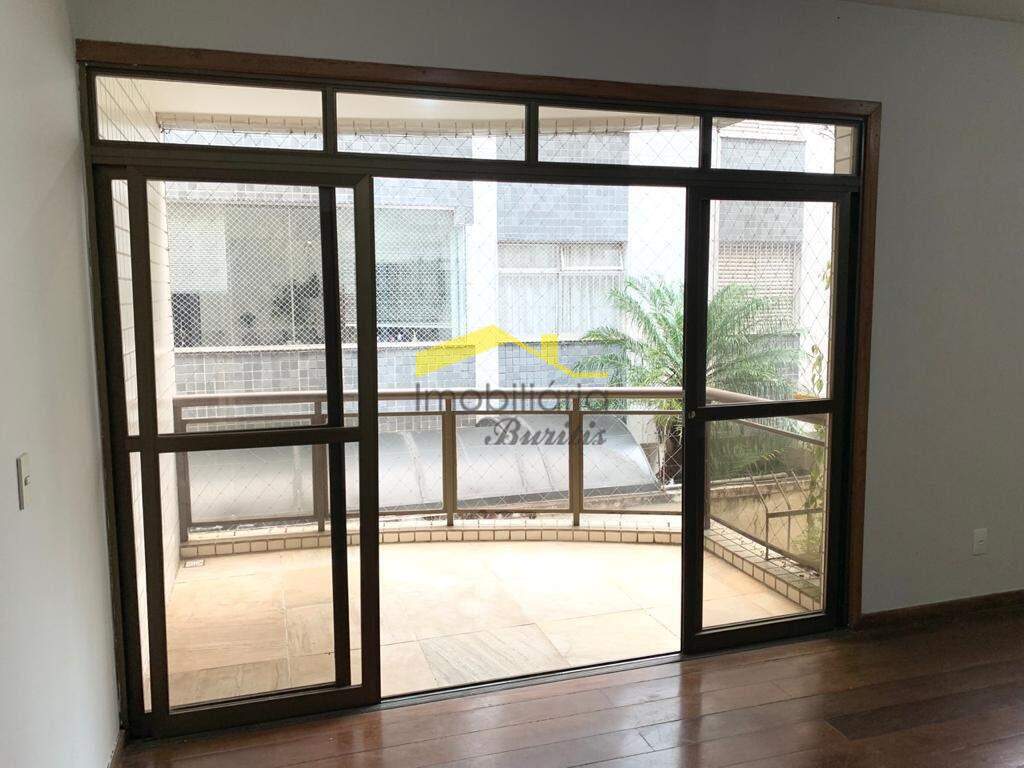 Apartamento à venda no Buritis: 