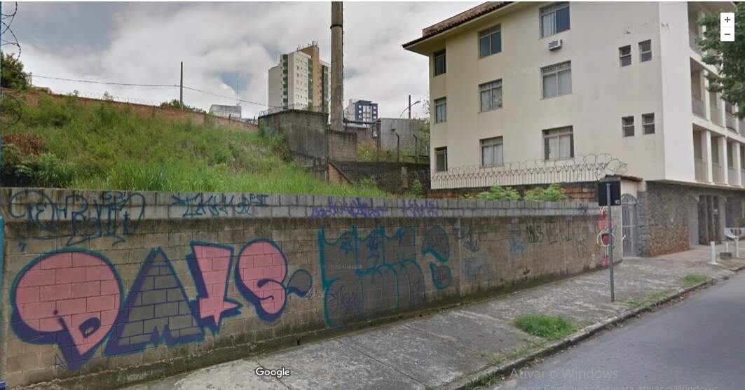 Lote à venda no Sion: 