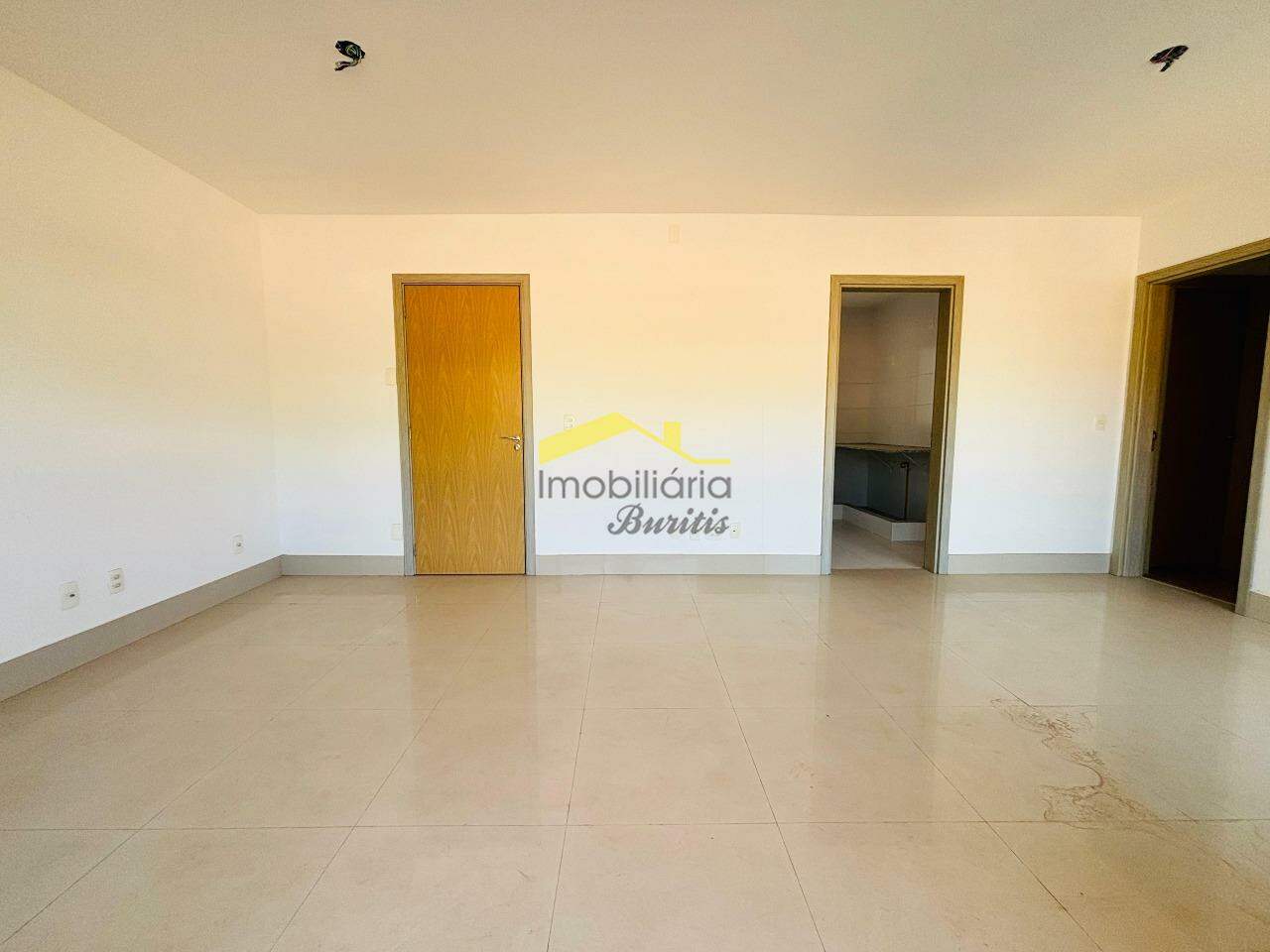 Apartamento à venda no Buritis: 