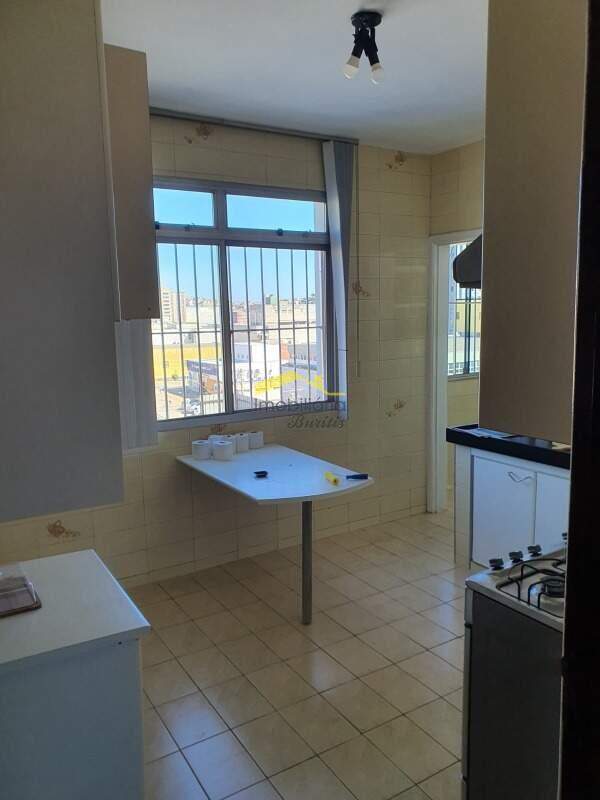 Apartamento à venda no Barreiro: 