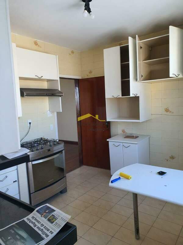 Apartamento à venda no Barreiro: 