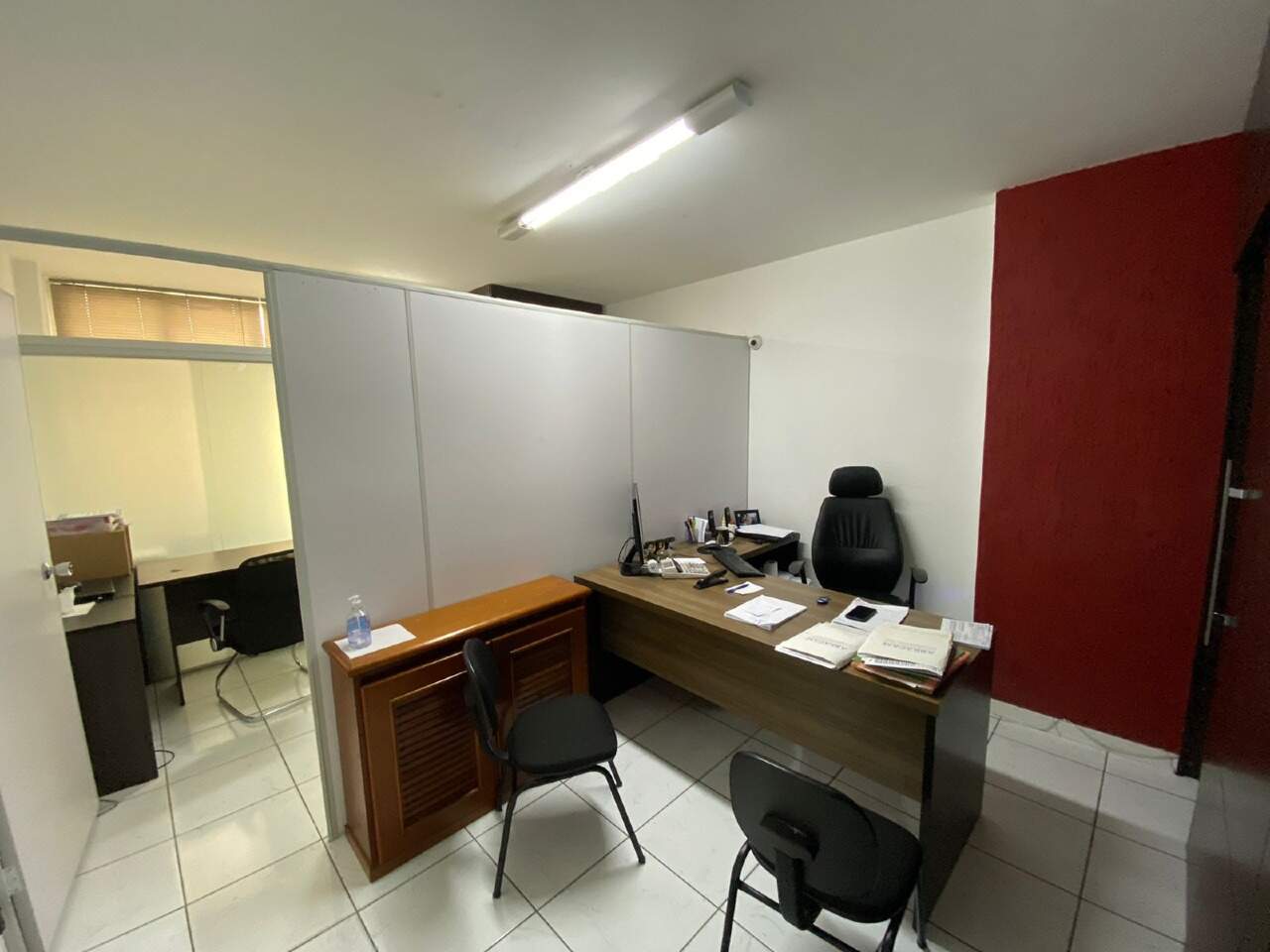 Sala à venda no Centro: 